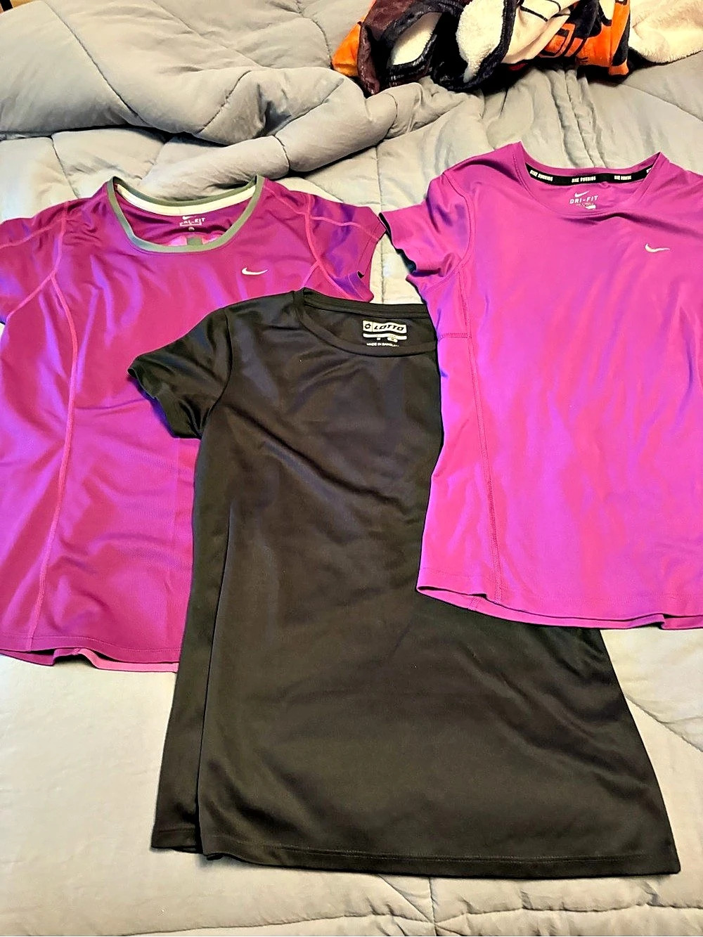 Nike Dri-FIT Women's Athletic Tops Size Medium Pink & Black